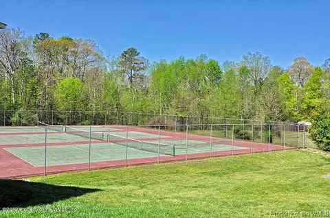 104 Winter E, Williamsburg, VA 23188 photo 27