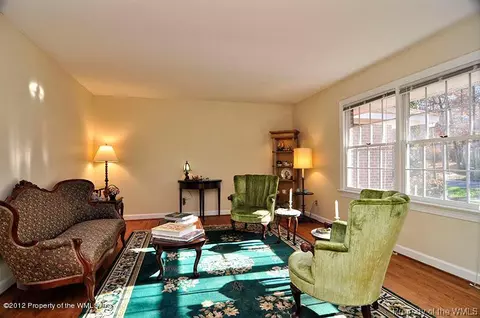 104 Winter E, Williamsburg, VA 23188 photo 3