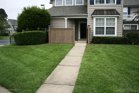303 Settlement Dr, Williamsburg, VA 23188 photo 2