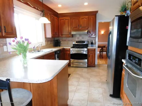 103 Crescent Dr, Williamsburg, VA 23188 photo 38