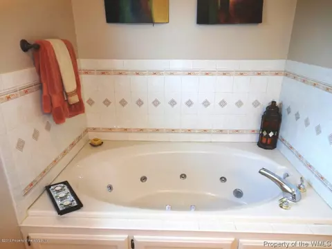 103 Crescent Dr, Williamsburg, VA 23188 photo 21