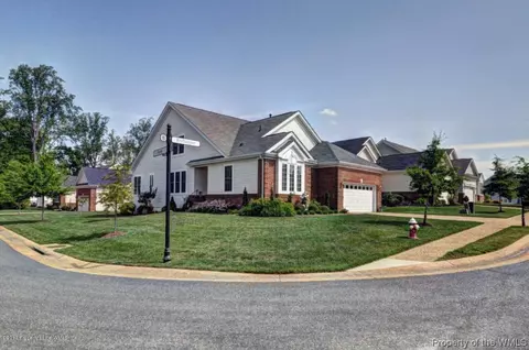 4708 Westhampton, Williamsburg, VA 23188 photo 2