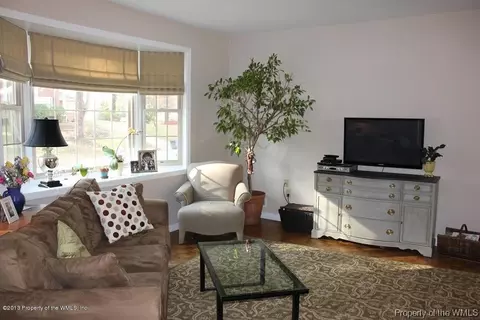 119 Patrick Henry, Williamsburg, VA 23185 photo 8