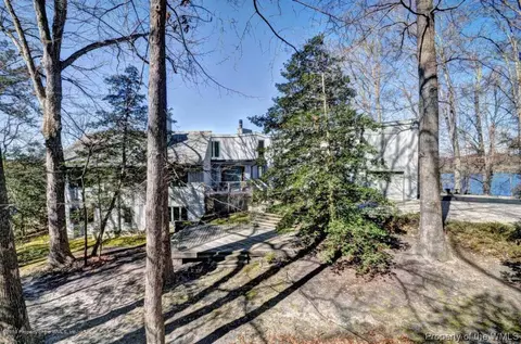 15401 Rolfe Ct, Lanexa, VA 23089 photo 1