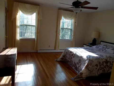 293 E Queens Dr, Williamsburg, VA 23185 photo 24