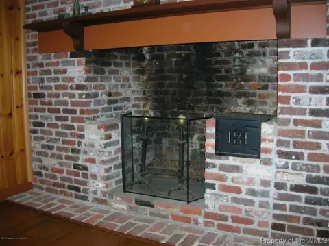 293 E Queens Dr, Williamsburg, VA 23185 photo 11