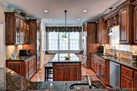 3 Saint Simone Ct, Williamsburg, VA 23185 photo 9