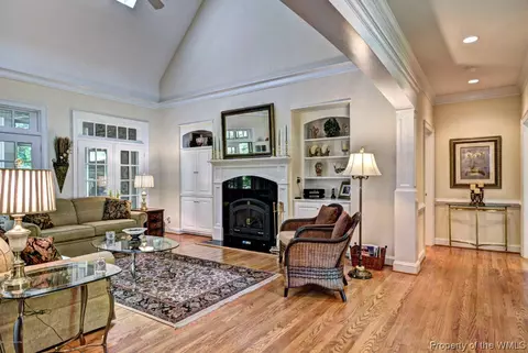 3 Saint Simone Ct, Williamsburg, VA 23185 photo 4