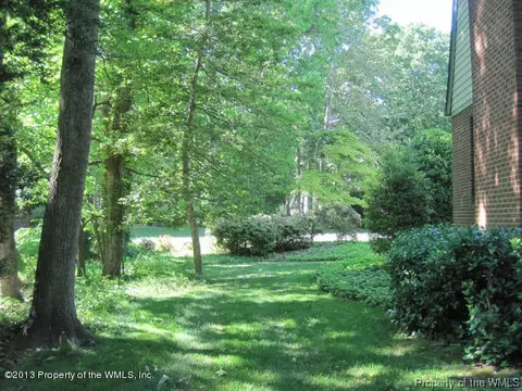 13 Hampton Ky, Williamsburg, VA 23185 photo 12