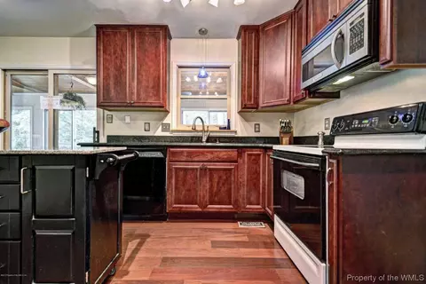 3 Berkeley Cir, Williamsburg, VA 23185 photo 10