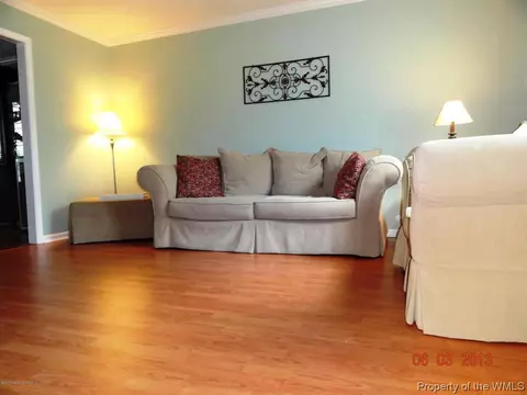 1 W Spur Ct, Hampton, VA 23666 photo 8