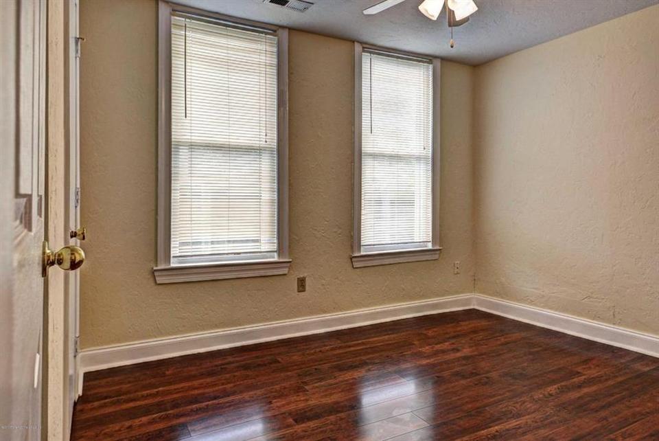  270 Lee St, Hampton, VA 23669 photo 8