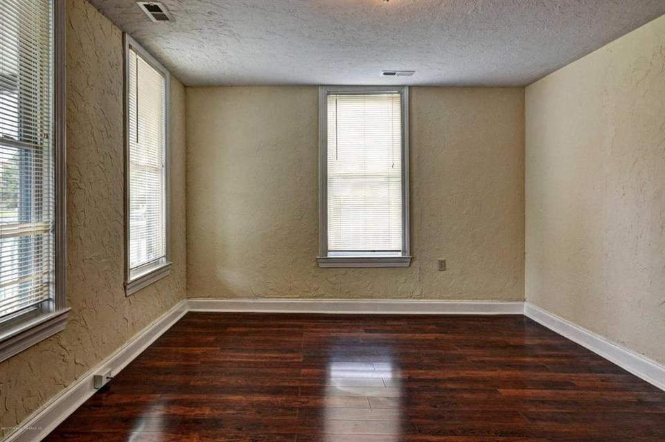  270 Lee St, Hampton, VA 23669 photo 6