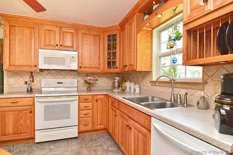 205 Wingate Dr, Williamsburg, VA 23185 photo 12