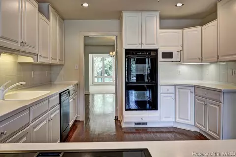 146 Warehams Pt, Williamsburg, VA 23185 photo 13