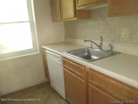 1309 Vanasse Ct, Hampton, VA 23666 photo 3