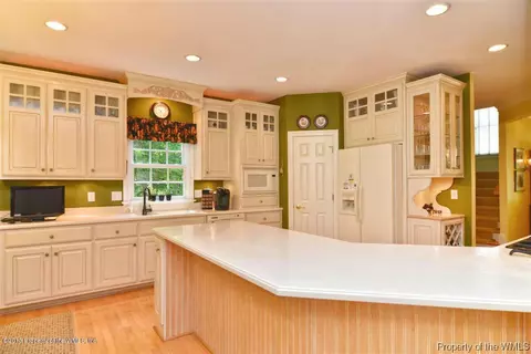 111 Huntercombe, Williamsburg, VA 23188 photo 12