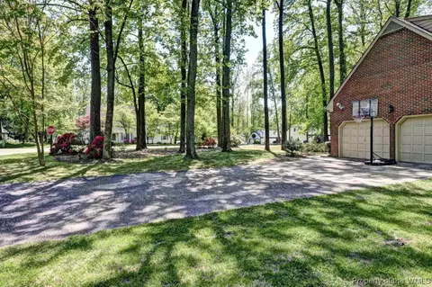 8 Hampton Ky, Williamsburg, VA 23185 photo 29