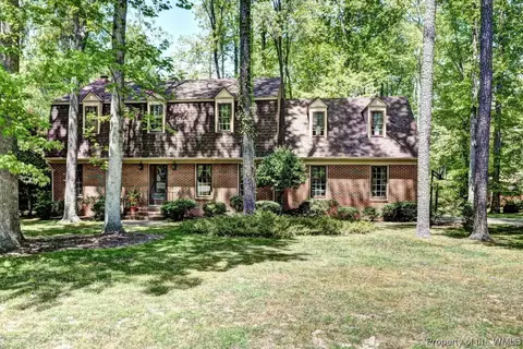 8 Hampton Ky, Williamsburg, VA 23185 photo 1