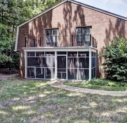 1184 Apt 16 Jamestown Rd, Williamsburg, VA 23185 photo 4