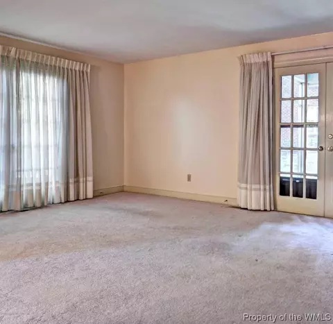 1184 Apt 16 Jamestown Rd, Williamsburg, VA 23185 photo 5