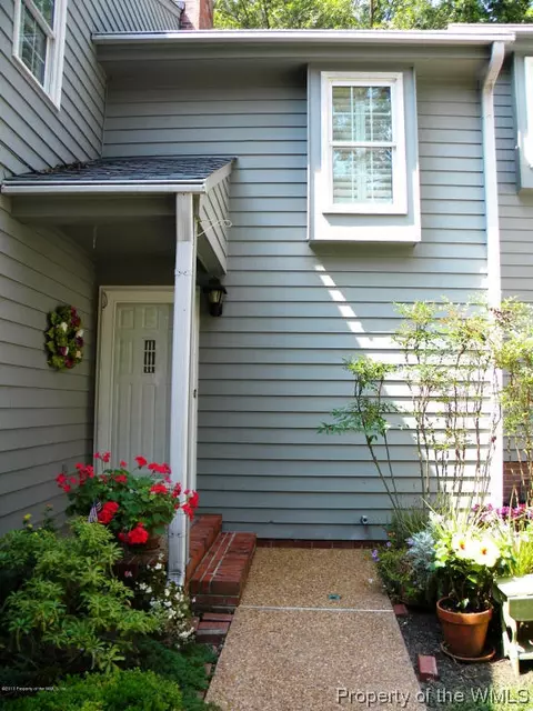 513 Spring Trce, Williamsburg, VA 23188 photo 2
