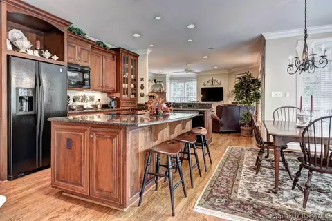 122 Yorkshire Dr, Williamsburg, VA 23185 photo 13