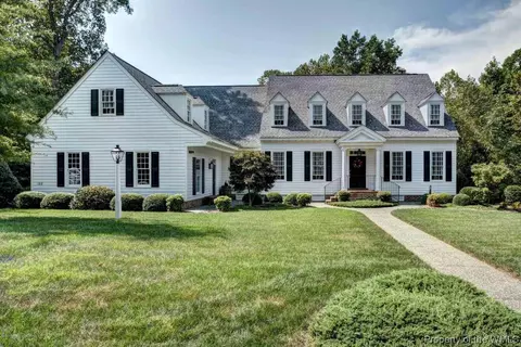 122 Yorkshire Dr, Williamsburg, VA 23185 photo 2