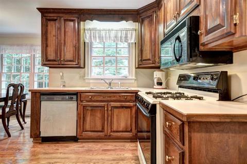 85 Governor Berkeley Rd, Williamsburg, VA 23185 photo 9