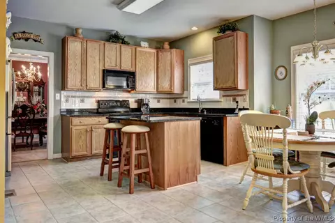 288 Patricks Xing, Williamsburg, VA 23185 photo 10