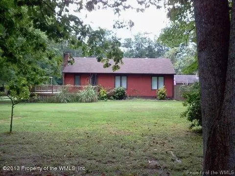 371 E Rochambeau Dr, Williamsburg, VA 23188 photo 2