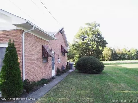 18 Moss Ave, Hampton, VA 23669 photo 8