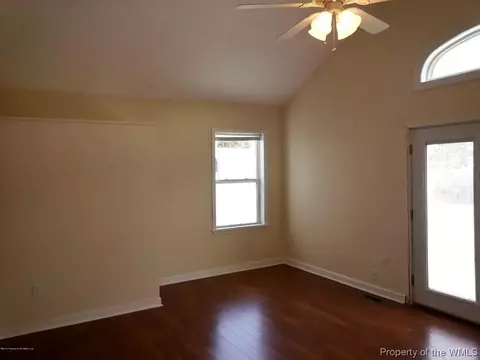30 E Southhampton Dr, Hampton, VA 23669 photo 9