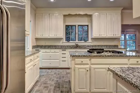 103 Eagle, Williamsburg, VA 23188 photo 11
