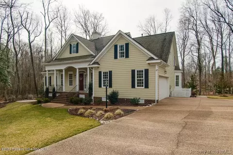 102 Dundee, Williamsburg, VA 23188 photo 1