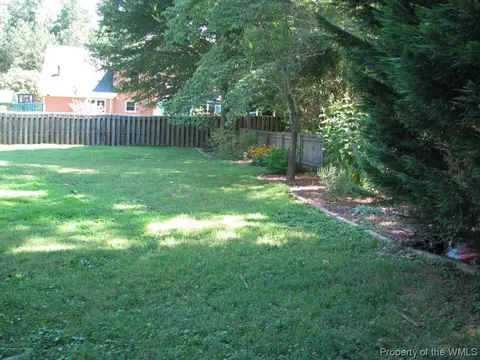131 Stanley Dr, Williamsburg, VA 23185 photo 25