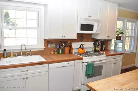 131 Stanley Dr, Williamsburg, VA 23185 photo 10