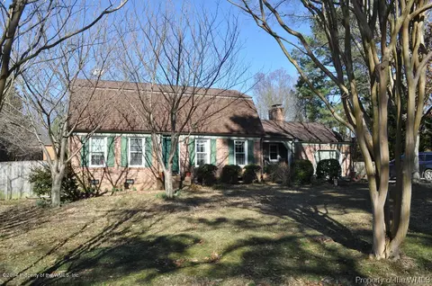 131 Stanley Dr, Williamsburg, VA 23185 photo 3