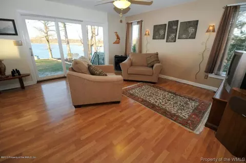 5054 River Dr, Lanexa, VA 23089 photo 8