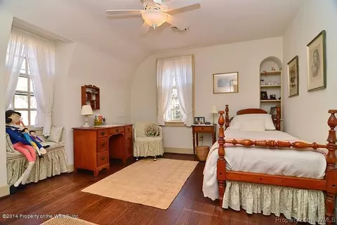 701 Powell St, Williamsburg, VA 23185 photo 5