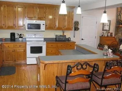 1316 S Waterside Dr, Lanexa, VA 23089 photo 7