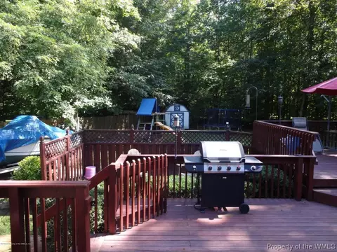 8423 Kitchener Dr, Gloucester, VA 23061 photo 14