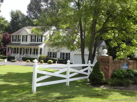 8423 Kitchener Dr, Gloucester, VA 23061 photo 4