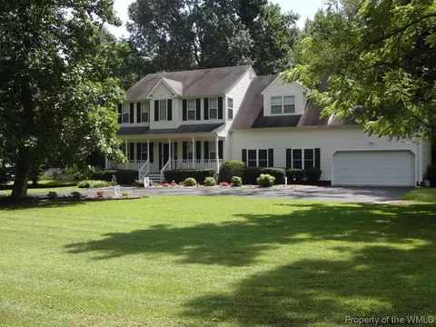 8423 Kitchener Dr, Gloucester, VA 23061 photo 3