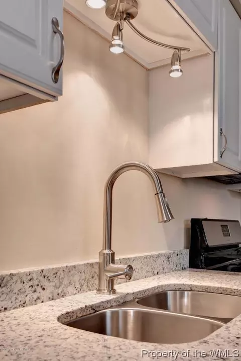 1911 Rawood Dr, Hampton, VA 23662 photo 8