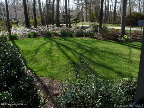 14 Hampton Ky, Williamsburg, VA 23185 photo 2