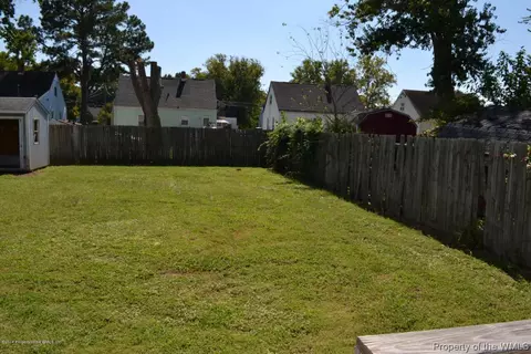 625 Lee St, Hampton, VA 23669 photo 4