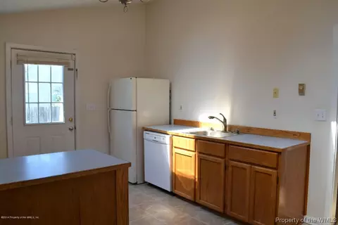 625 Lee St, Hampton, VA 23669 photo 5