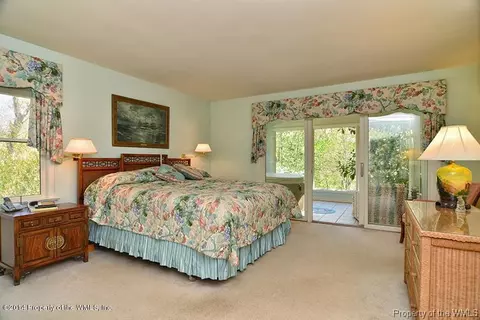 325 Burns Ln, Williamsburg, VA 23185 photo 9