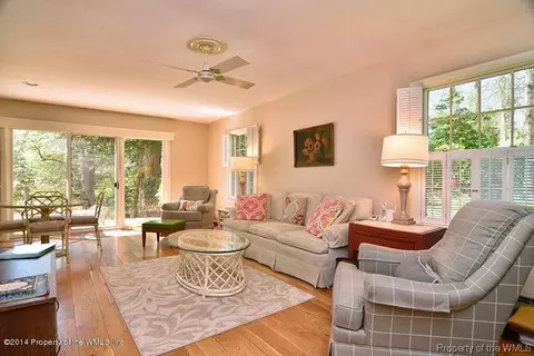 325 Burns Ln, Williamsburg, VA 23185 photo 5